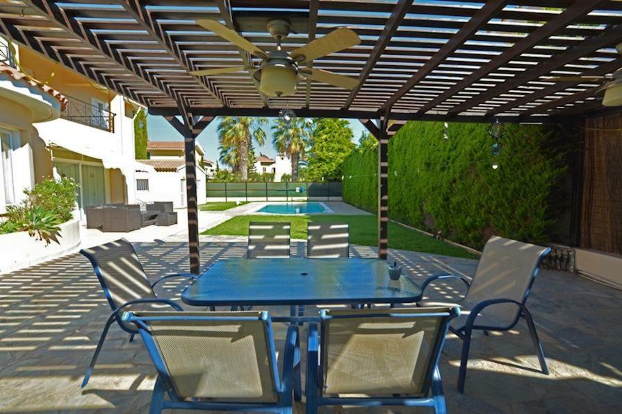 Villa Daryah Sirina Bay Πρωταράς Εξωτερικό φωτογραφία
